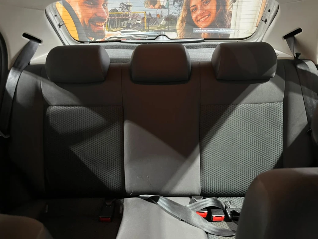 imagen 0 de vehiculo con id 2215